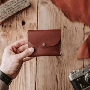 Hand-sewn Leather Wallet in Coffee